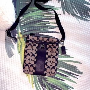 Crossbody bag